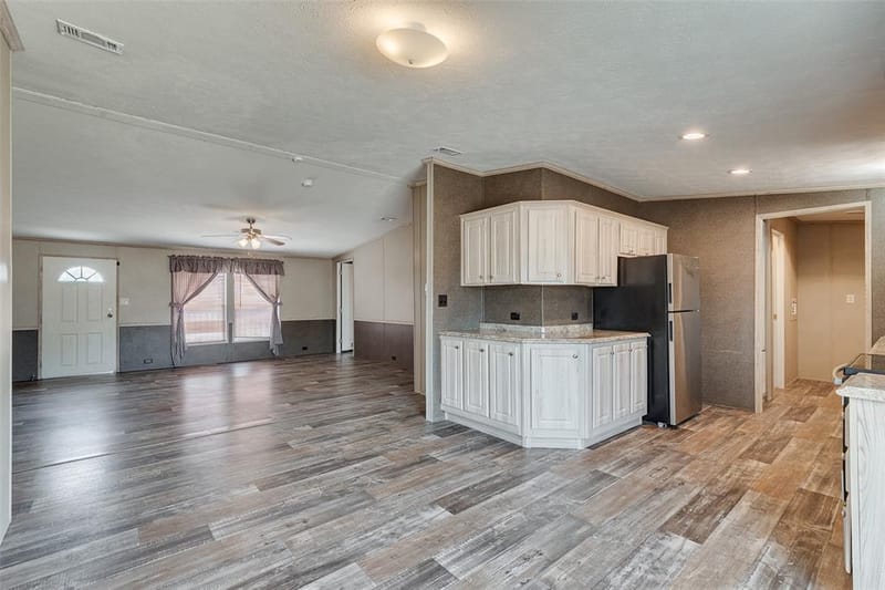 181 Sondra Lin Boulevard, Decatur TX 76234 - Photo 8