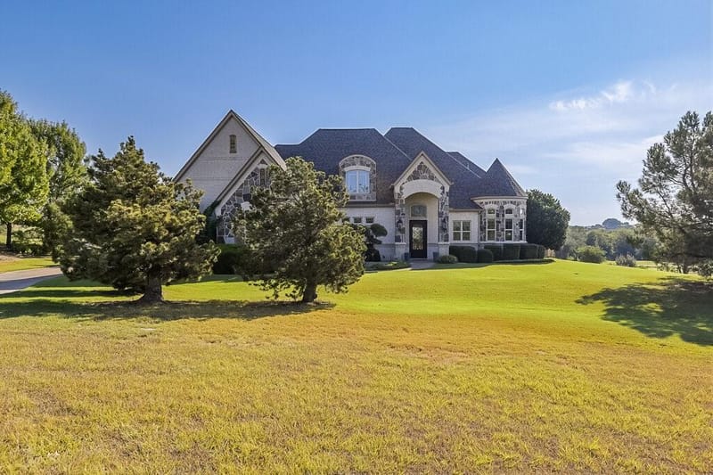 173 Pinnacle Peak Lane, Weatherford TX 76087 - Photo 2