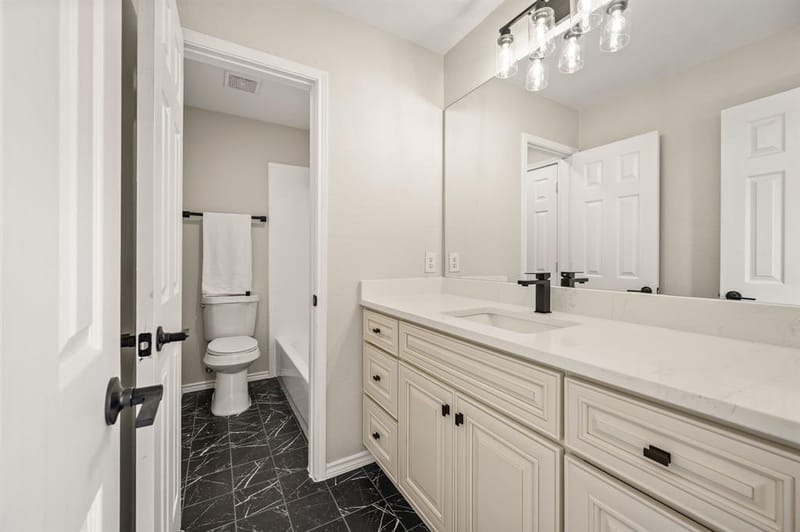 11207 Raveneaux Drive, Frisco TX 75033 - Photo 27