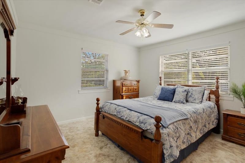 515 E Day Street, Denison TX 75021 - Photo 9