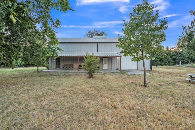4300 County Road 4640, Trenton TX 75490 - Photo 5