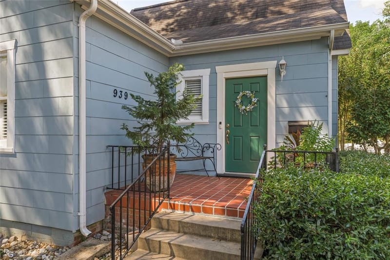 939 Elmwood Street, Shreveport LA 71104 - Photo 2
