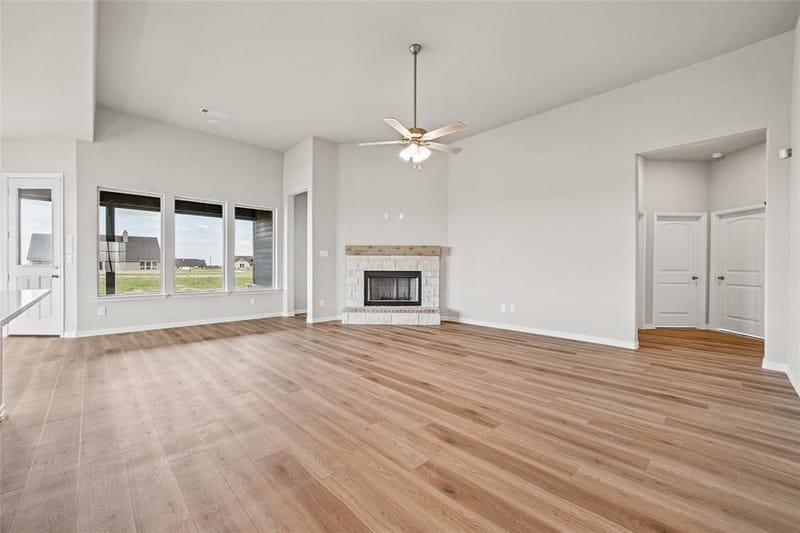 180 Aurora Avenue, Valley View TX 76272 - Photo 14