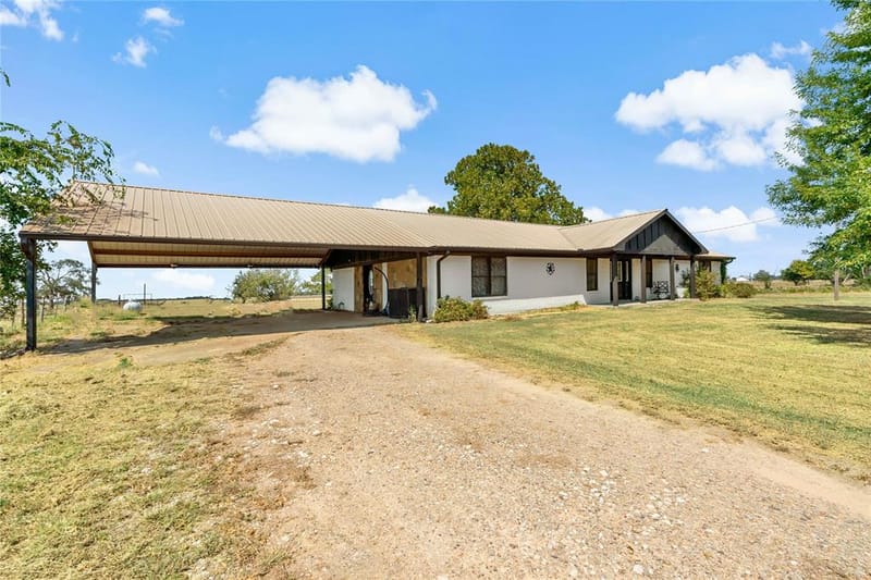 412 County Road 34020, Brookston TX 75421 - Photo 3