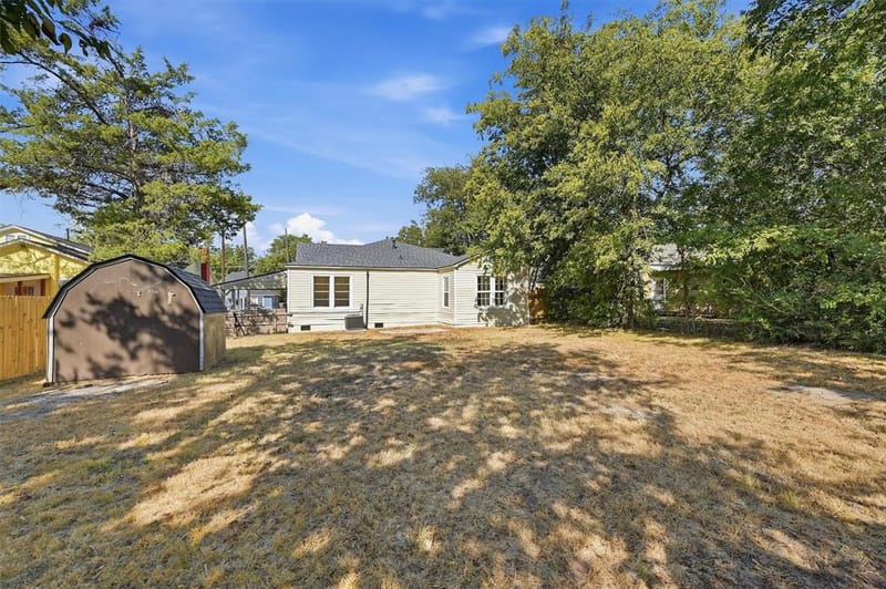 917 N Woods Street, Sherman TX 75092 - Photo 33