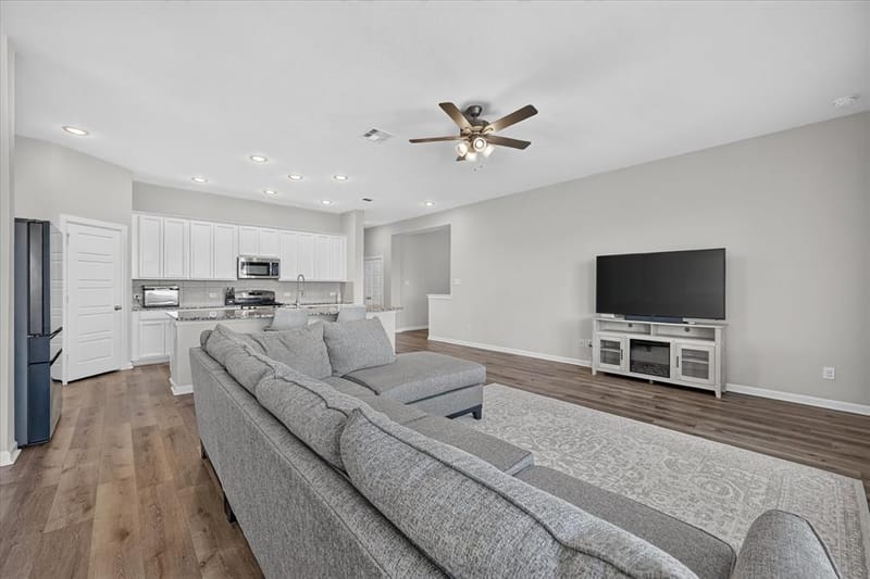 5408 High Pointe Drive, Haltom City TX 76137 - Photo 14