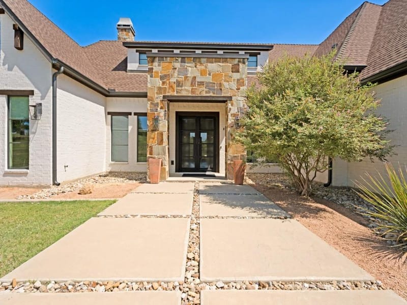 9108 Sirius Lane, Godley TX 76044 - Photo 3