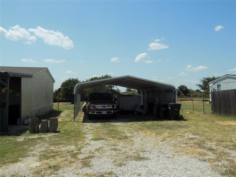 192 Salt Grass Circle, Poolville TX 76487 - Photo 6