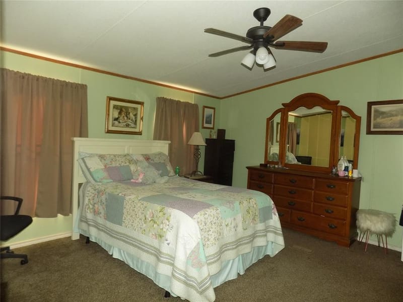 192 Salt Grass Circle, Poolville TX 76487 - Photo 13
