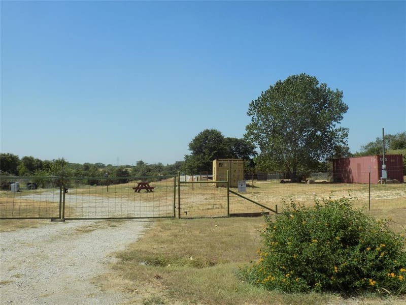 192 Salt Grass Circle, Poolville TX 76487 - Photo 22