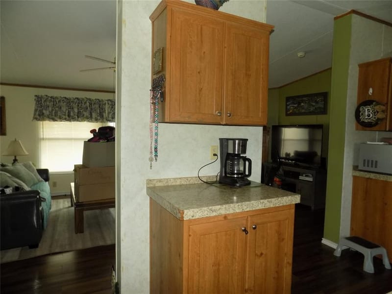 192 Salt Grass Circle, Poolville TX 76487 - Photo 11