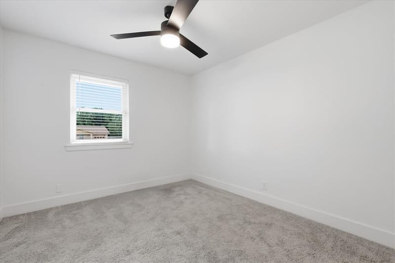1701 Aster Street, Gainesville TX 76240 - Photo 12
