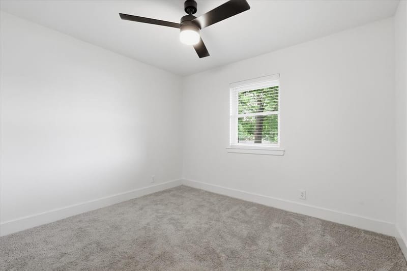 1701 Aster Street, Gainesville TX 76240 - Photo 10