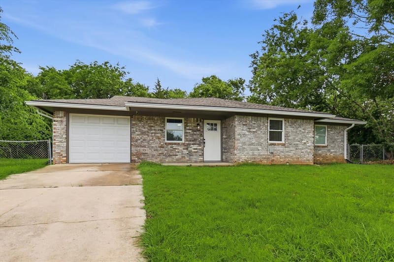 1701 Aster Street, Gainesville TX 76240 - Photo 14