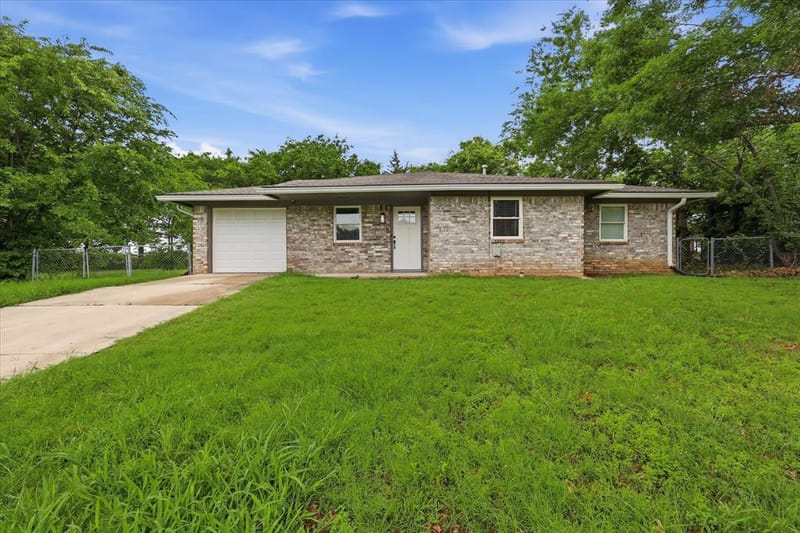 1701 Aster Street, Gainesville TX 76240 - Photo 25