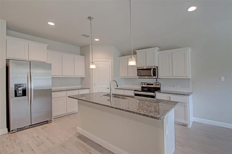 859 Waterford Way, Joshua TX 76058 - Photo 6
