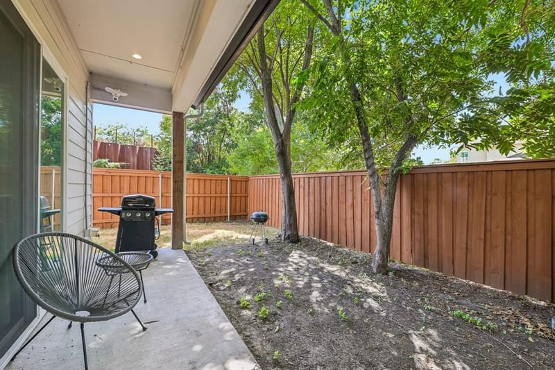 2403 Obenchain Street, Dallas TX 75212 - Photo 32