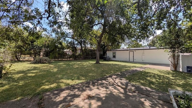 719 Sleeth Street, Dallas TX 75216 - Photo 7