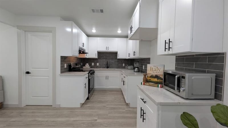 719 Sleeth Street, Dallas TX 75216 - Photo 5