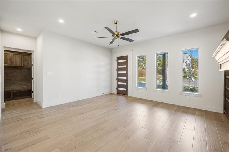 917 Boston Lane, River Oaks TX 76114 - Photo 6