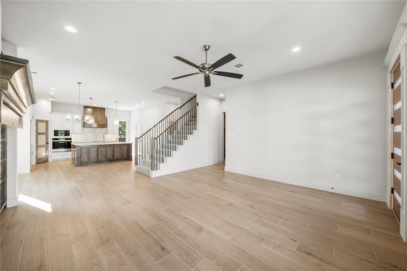 917 Boston Lane, River Oaks TX 76114 - Photo 5