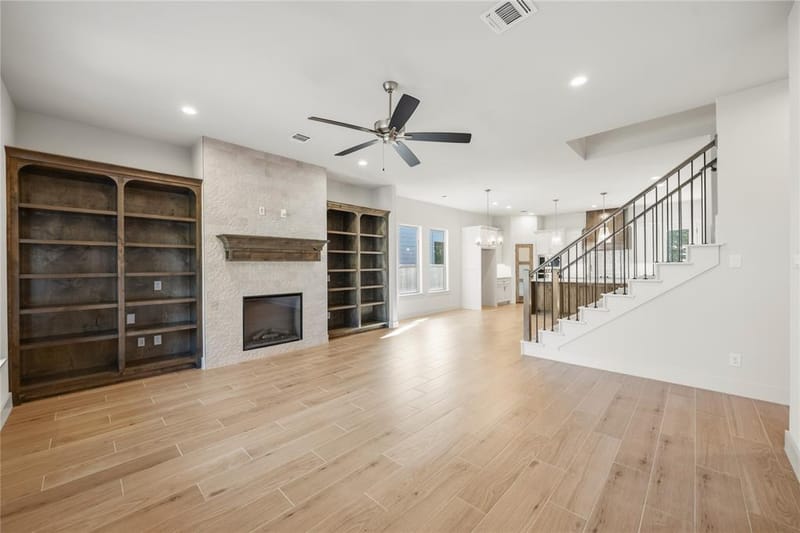 917 Boston Lane, River Oaks TX 76114 - Photo 4