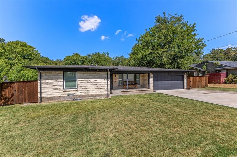 3315 Tooms Street, Dallas TX 75227 - Photo 3