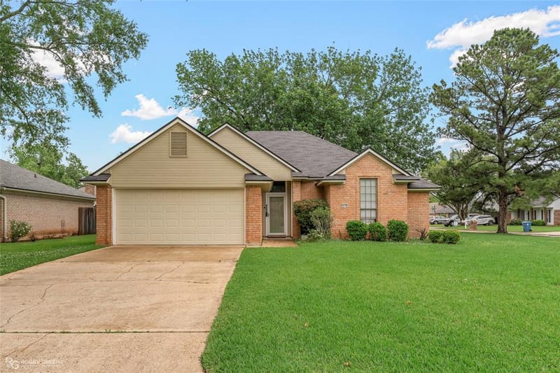 5138 Heatherten Drive, Bossier City LA 71111 - Photo 2