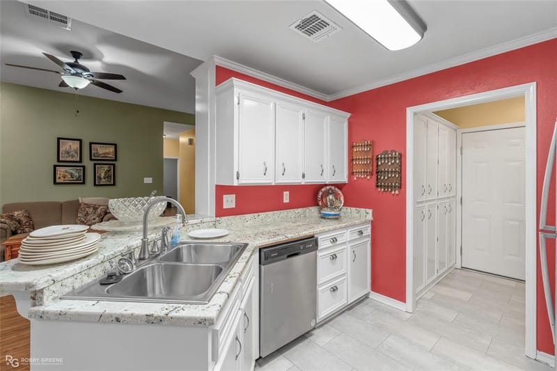 5138 Heatherten Drive, Bossier City LA 71111 - Photo 9