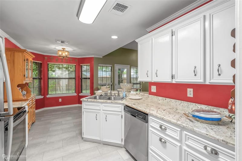 5138 Heatherten Drive, Bossier City LA 71111 - Photo 11