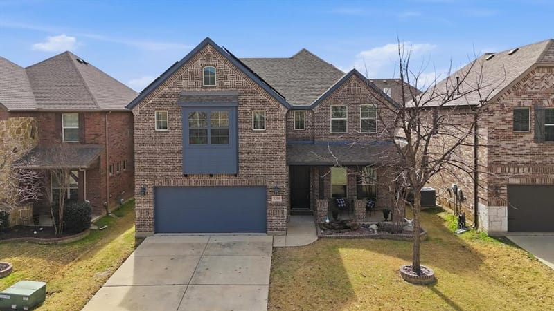 1316 Realoaks Drive, Fort Worth TX 76131 - Photo 2