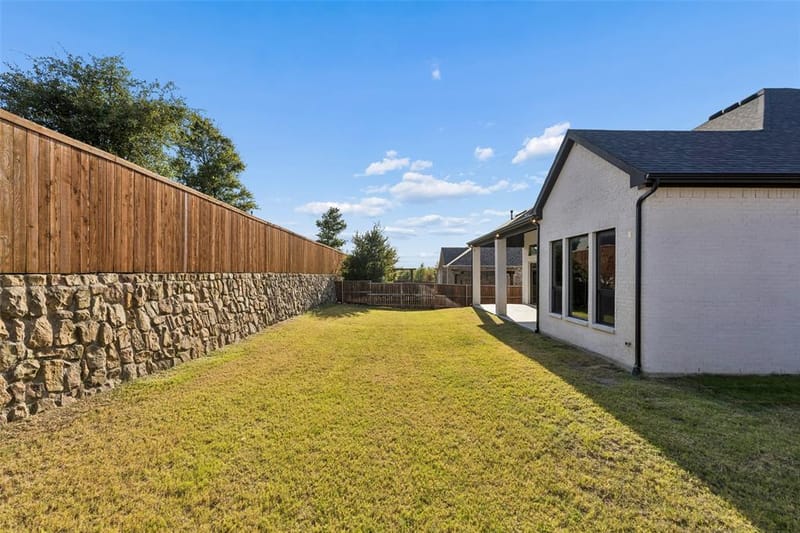 11609 Rust Falls Road, Flower Mound TX 76226 - Photo 12