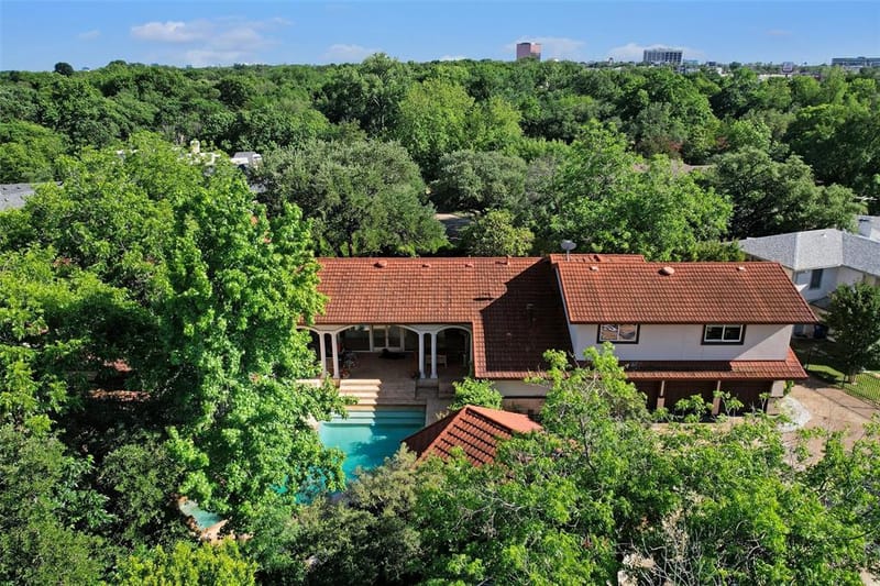 6181 Preston Creek Court, Dallas TX 75240 - Photo 27