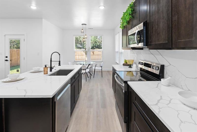 3037 Valentine Street, Dallas TX 75215 - Photo 8