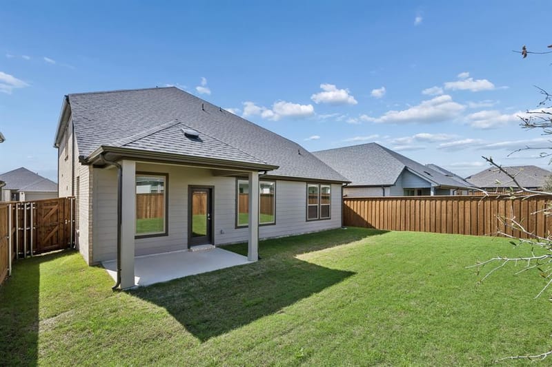 717 Edgehurst Drive, Princeton TX 75071 - Photo 33