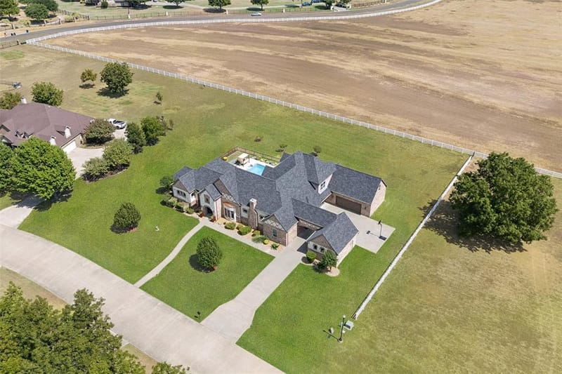 1908 Morningside Lane, Oak Leaf TX 75154 - Photo 38