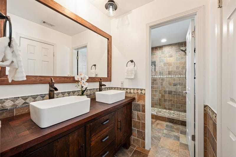 12450 Wood Manor Circle, Farmers Branch TX 75234 - Photo 16