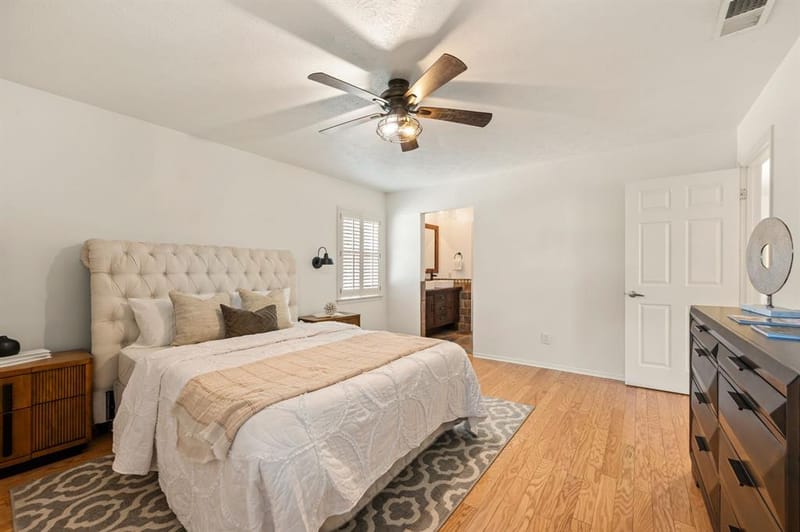 12450 Wood Manor Circle, Farmers Branch TX 75234 - Photo 5