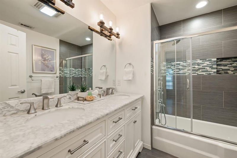 12450 Wood Manor Circle, Farmers Branch TX 75234 - Photo 20