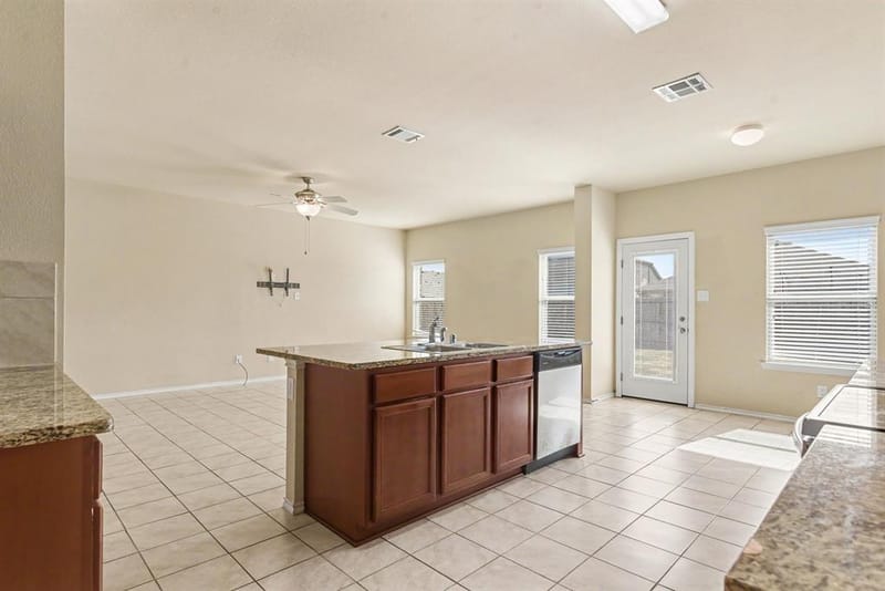 2315 Julia Lane, Forney TX 75126 - Photo 6
