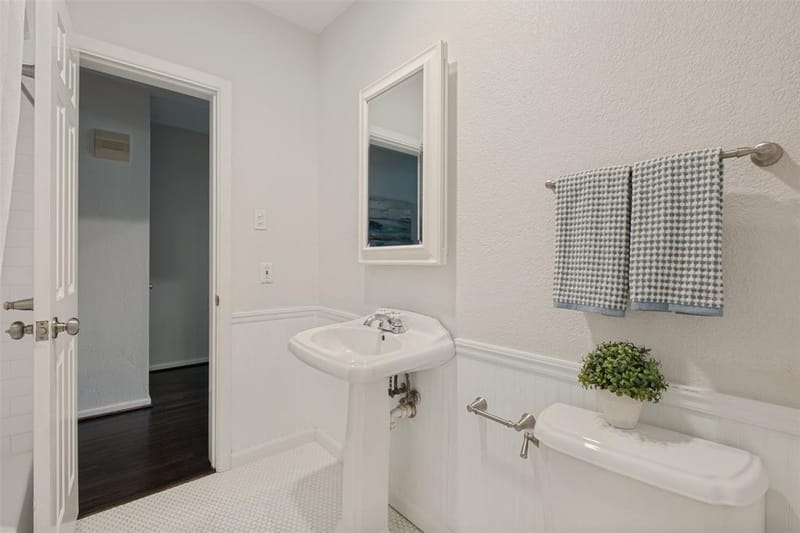 5838 Morningside Avenue, Dallas TX 75206 - Photo 16