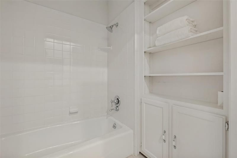 5838 Morningside Avenue, Dallas TX 75206 - Photo 14