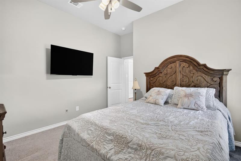 133 Helton Drive, Granbury TX 76049 - Photo 23