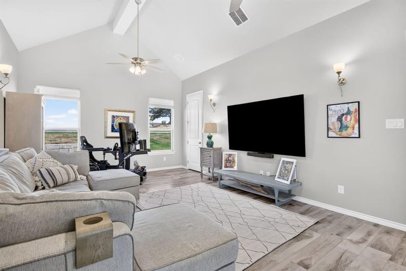 133 Helton Drive, Granbury TX 76049 - Photo 20