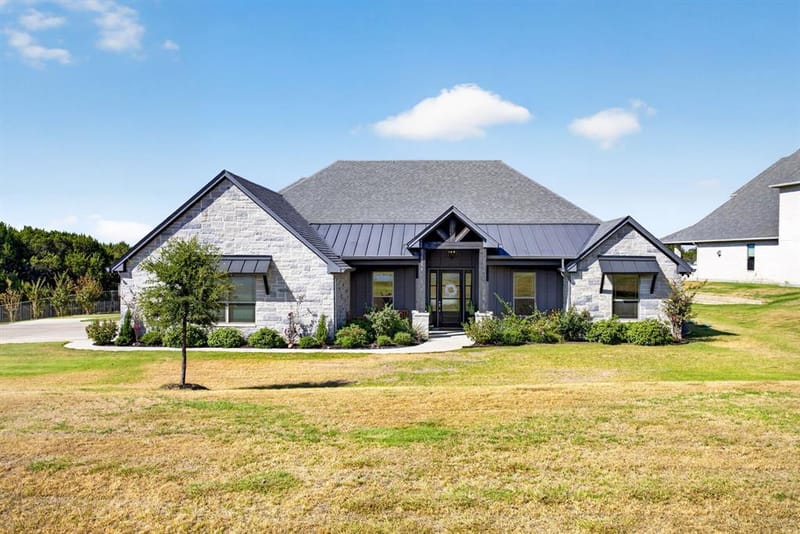133 Helton Drive, Granbury TX 76049 - Photo 38