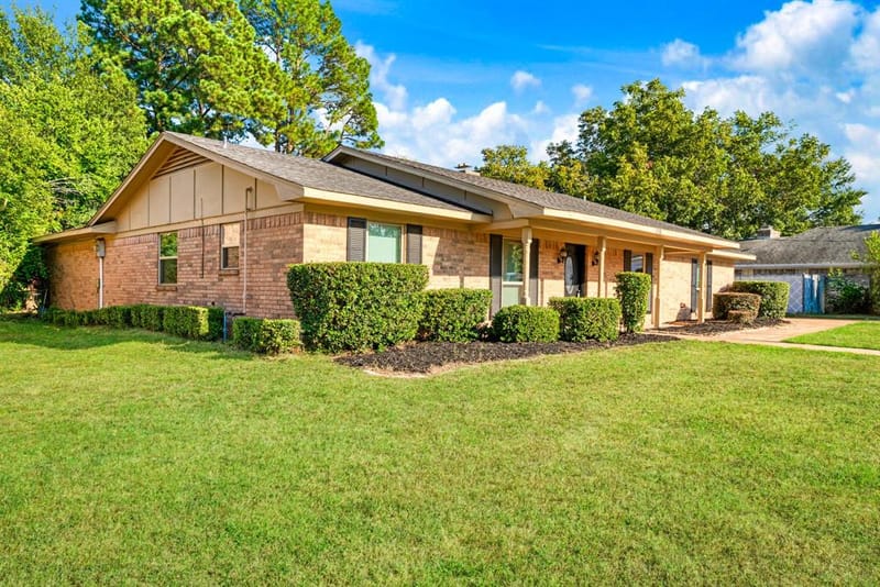 370 32nd Street NE, Paris TX 75460 - Photo 2