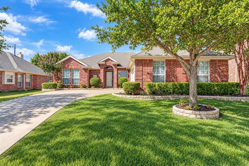2309 Trickling Creek Drive, Garland TX 75041