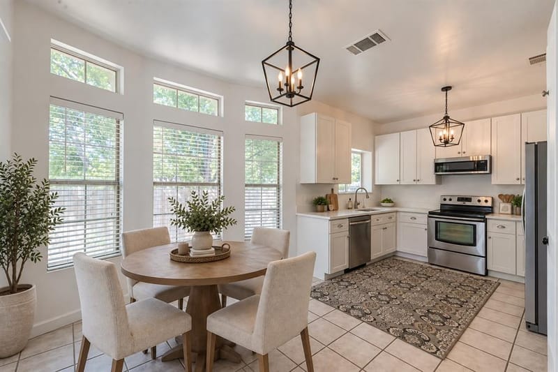 5522 Yaupon Drive, Arlington TX 76018 - Photo 4