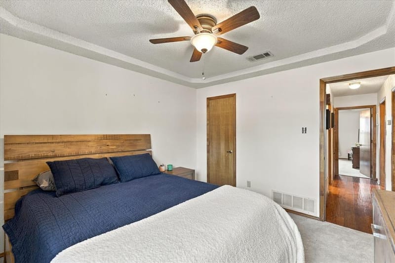 932 Clear View, Bedford TX 76021 - Photo 26