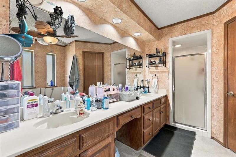 932 Clear View, Bedford TX 76021 - Photo 22